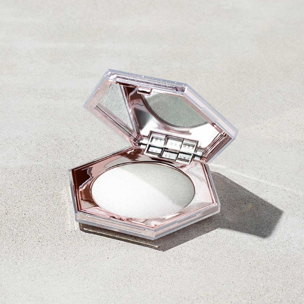 Fenty Beauty - All-Over Diamond Veil Highlighter 8g